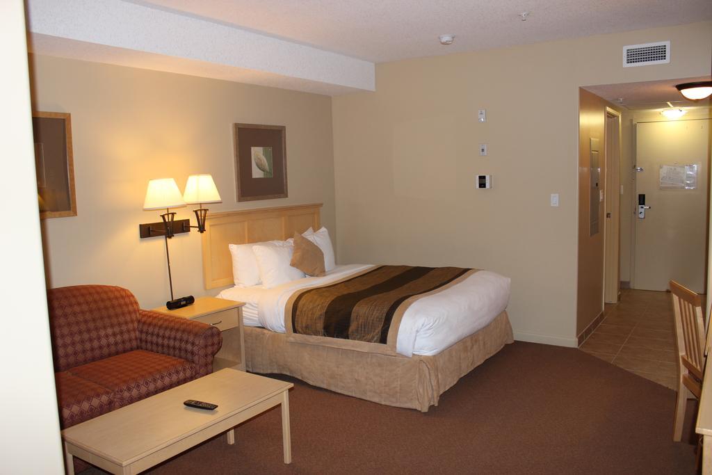 Clearwater Hotel Ltd Fort Mcmurray Ngoại thất bức ảnh