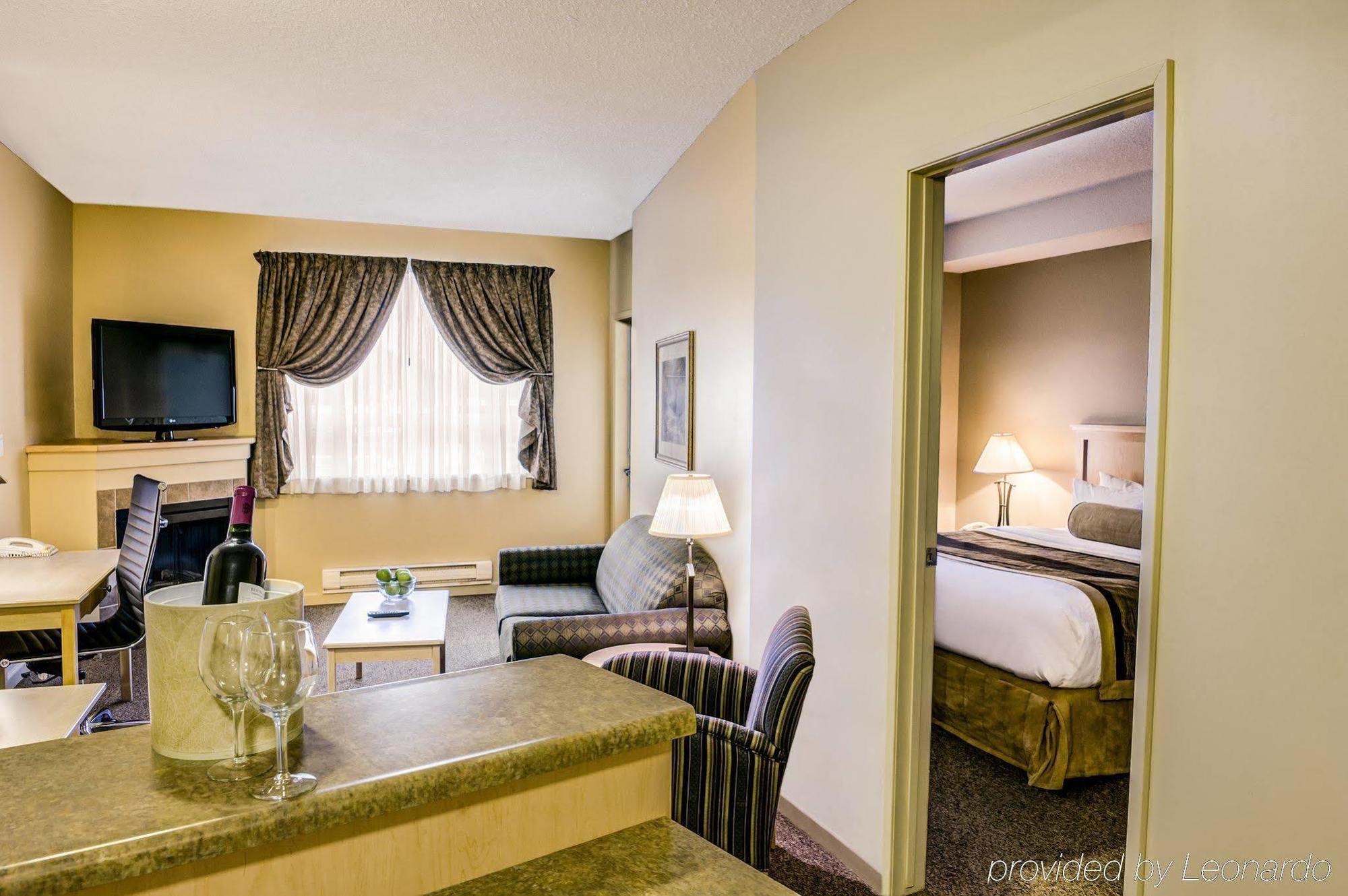 Clearwater Hotel Ltd Fort Mcmurray Ngoại thất bức ảnh