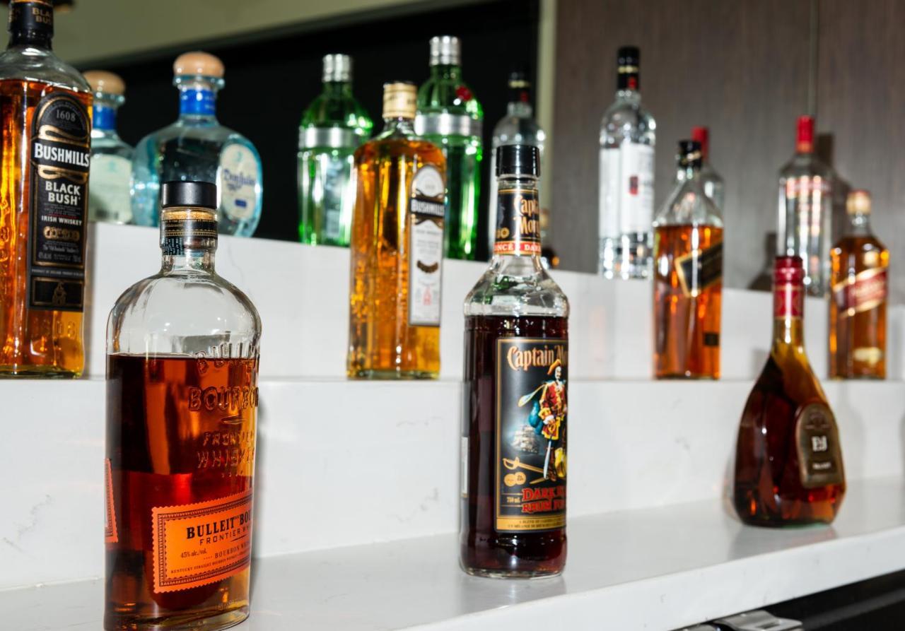 Clearwater Hotel Ltd Fort Mcmurray Ngoại thất bức ảnh