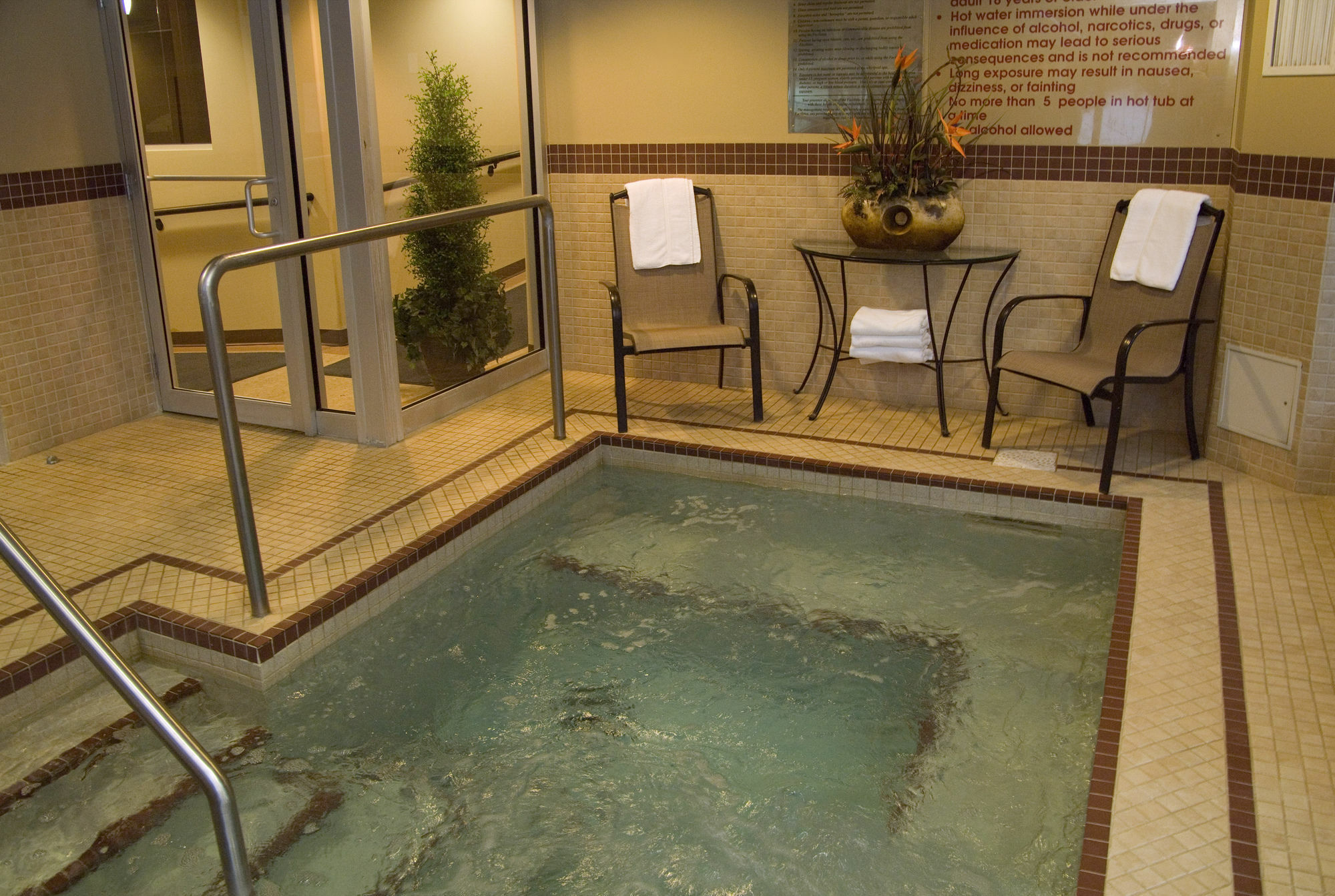 Clearwater Hotel Ltd Fort Mcmurray Ngoại thất bức ảnh